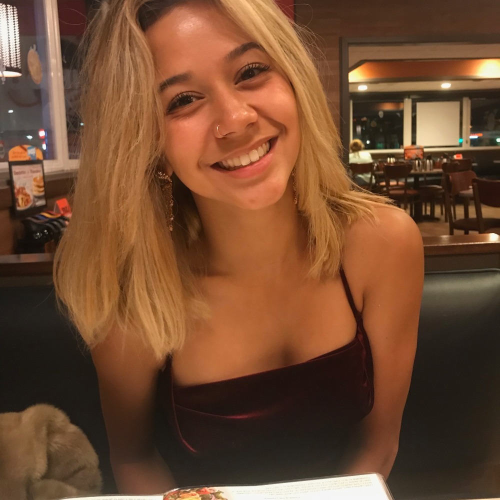 Meet your Posher, Savannah